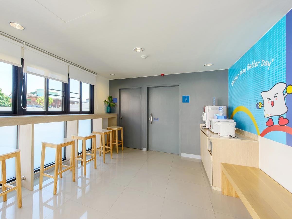 Hop Inn Nakhon Sawan Eksteriør billede